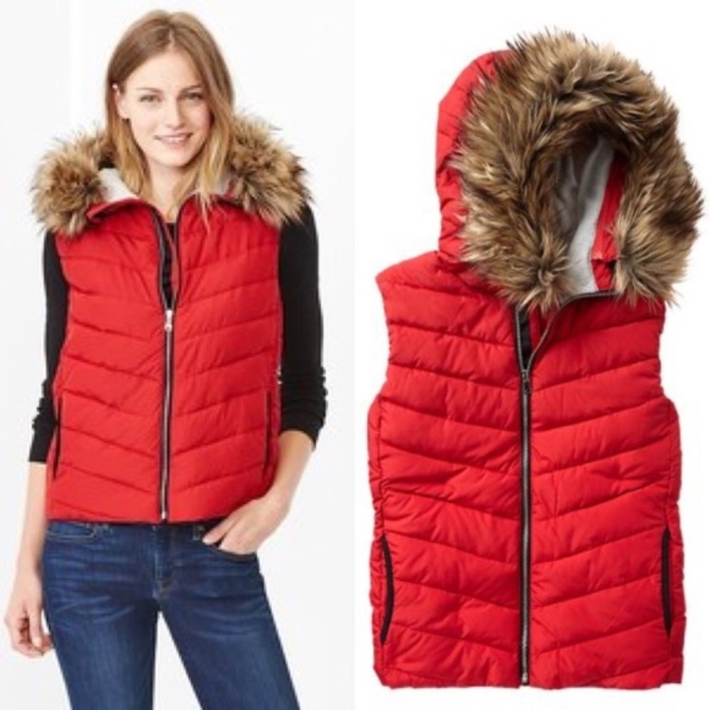 GAP Primaloft Luxe Fur Trim Puffer Vest - Picture 2 of 6